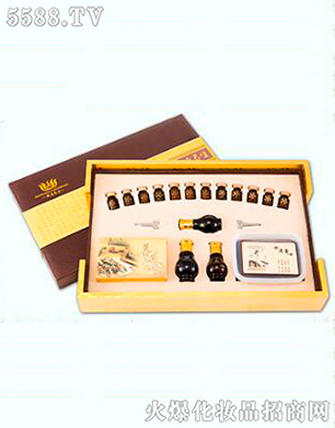 �V�������������yƷ���У��B(y��ng)�����Ŀ����ף��ķ��B(y��ng)�o(h��)��