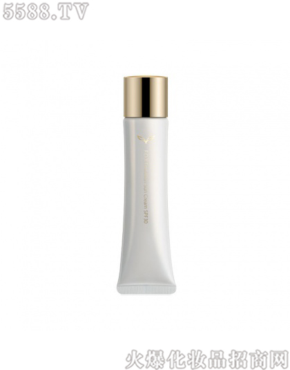 ���Ϻ�ӯ�M(j��n)�����Q(m��o)�����޹�˾��FOXܽ����ȫ�պ��o(h��)���x������