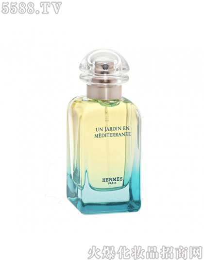 ���Ϻ�ӯ�M(j��n)�����Q(m��o)�����޹�˾����(��i)�R�˵��к����@����ˮ50ml