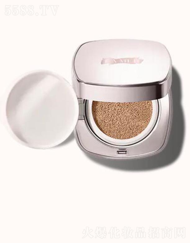 ��Ԋ�m�죨�Ϻ������Q(m��o)���޹�˾�����{(l��n)֮�i�̹⟨׃��|�۵�Һ13̖(h��o)ů��ɫ��(x��)ā��͸�Ċy��