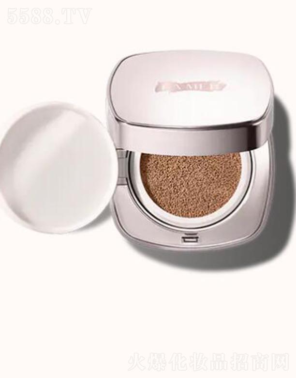 ��Ԋ�m�죨�Ϻ������Q(m��o)���޹�˾�����{(l��n)֮�i�̹⟨׃��|�۵�Һ41̖(h��o)����ɫ���۽Ǳ����ȼ�(x��)С�^(q��)���؏�(f��)����