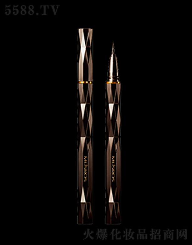 ��ɫ����۾��P-��