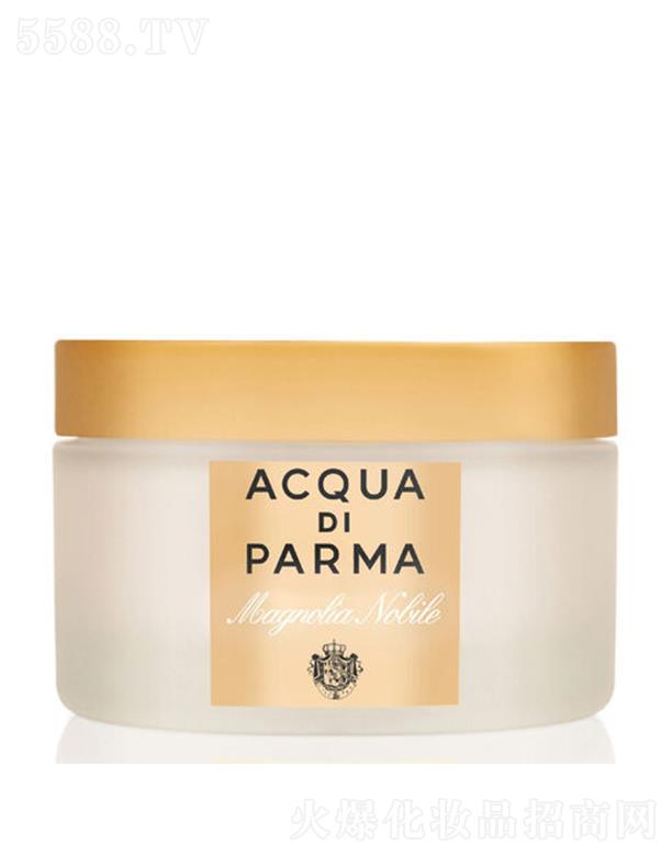 ������֮ˮ��(y��u)��Ůʿ���w��˪��ľ�m�㣩��Ȼ��(r��n)�w�ɷֺ;S����E