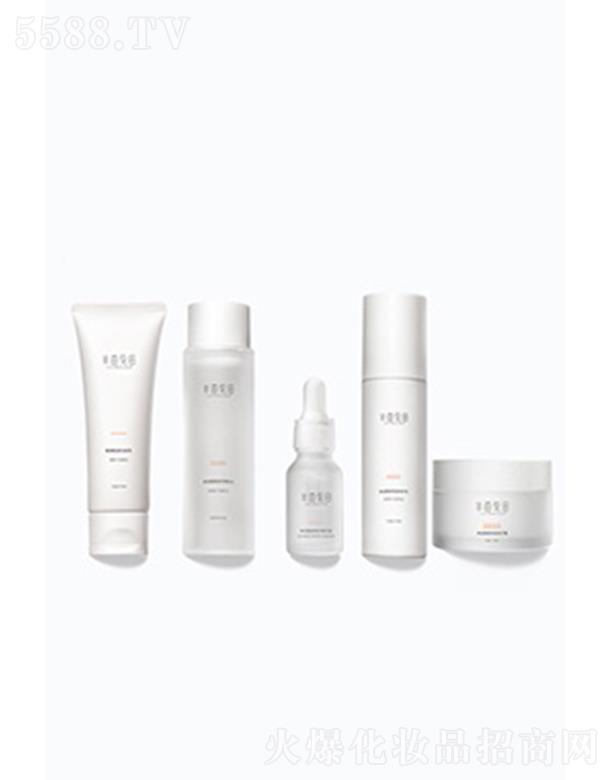 �뮀������(j��ng)����ˮ��˪���b �{(di��o)��(ji��)ˮ��ƽ����Ч����