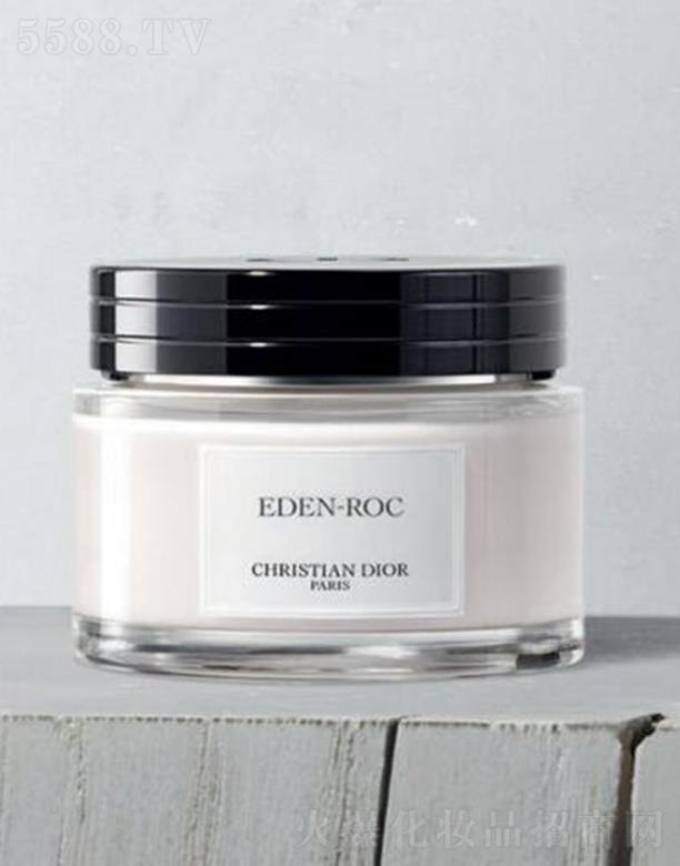 �ϊW������˝�(r��n)�w��˪ ��(r��n)�ɼ��w��ͬ�r(sh��)����M�@����E