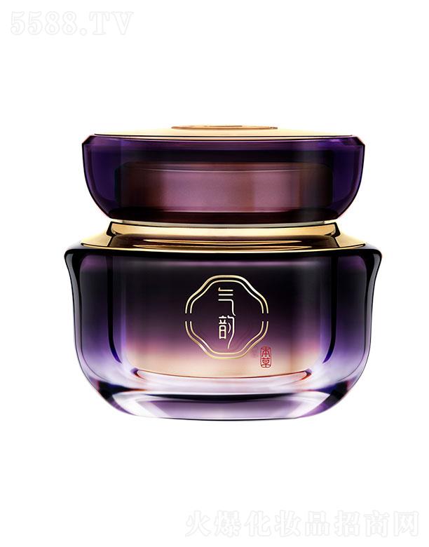 ����������y˪