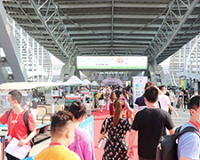 һ���S��һ���w�����𱬡���������(chu��ng)������E