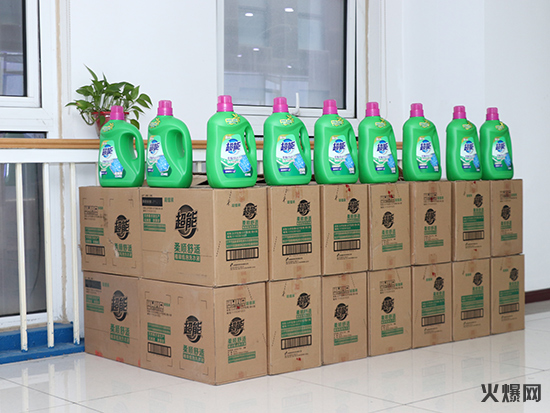 ������Ů��(ji��)���𱬾W�ɰl(f��)Ů�񌣌ٶY��