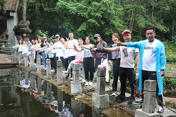 �I(l��ng)��ɽ�� Ʒ���Ļ�