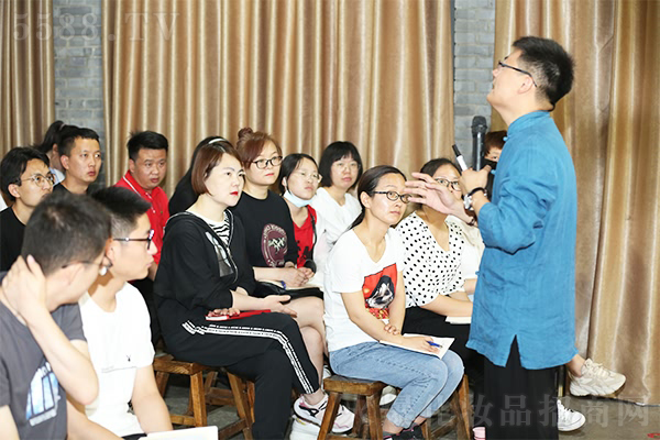 ��(w��n)���Ͼ�ɽ �㟒�𱬻�