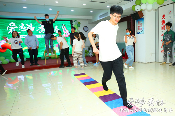 �\(y��n)��(d��ng)�≺�����(d��ng)���ף��𱬾W(w��ng)����(��i)�\(y��n)��(d��ng) ���ഺ��5���\(y��n)��(d��ng)���Օ�(hu��)�A�M�e�k