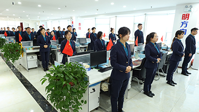 �𱬾W(w��ng)��Ӣ�F(tu��n)�