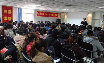 �¾��𱬾W(w��ng)����18����