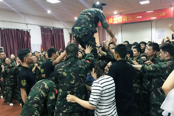 �ɹ�·�ϳ�M�G�����F�Y(ji��)һ�ģ��K׌�҂�����������